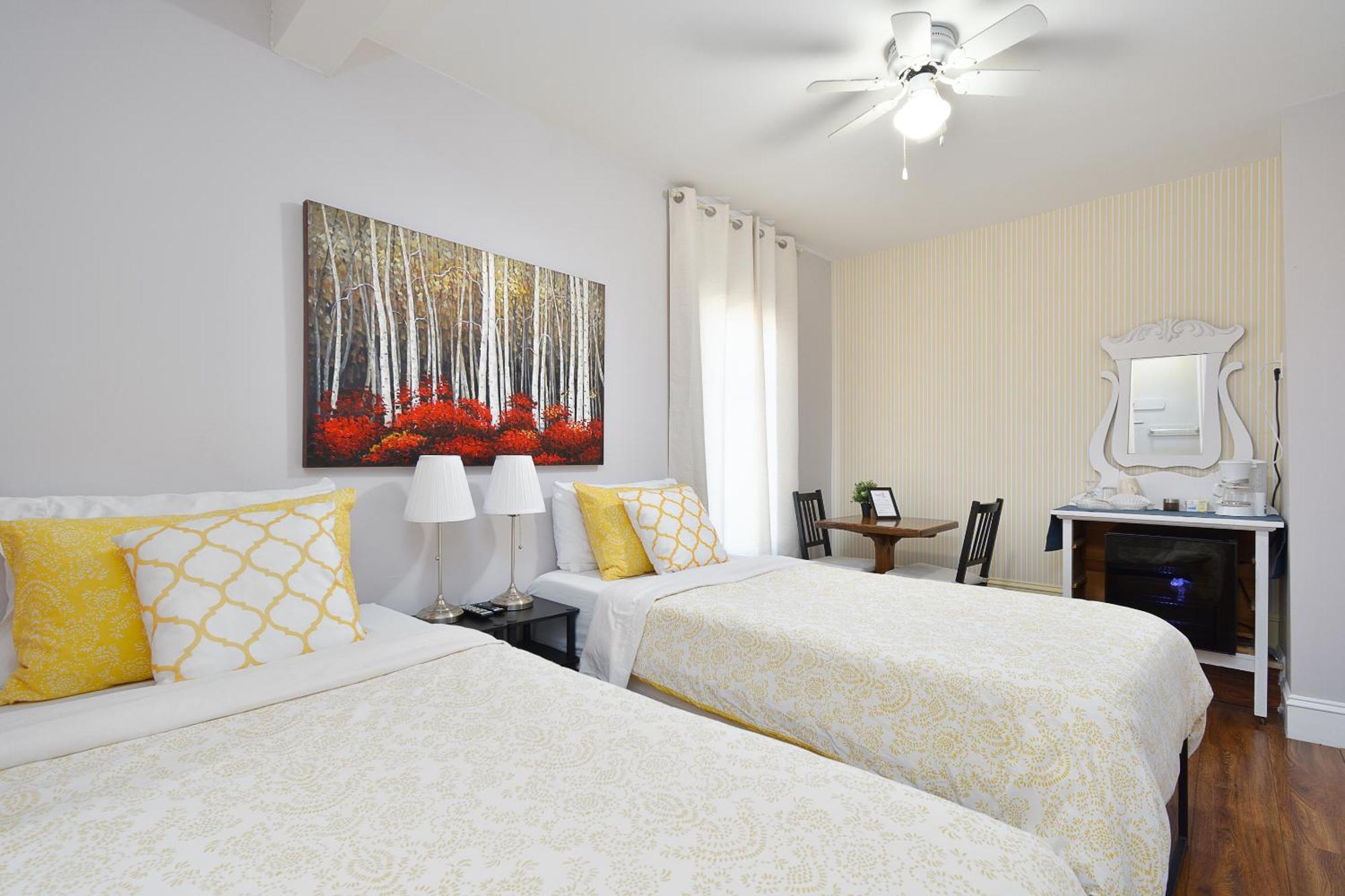 Pepperell Place Inn Inc. Сейнт-Питерс Экстерьер фото